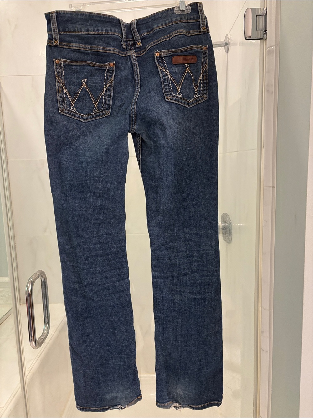 Wrangler Mae Straight-Leg Jeans - Classic Denim 9/10 x 34”